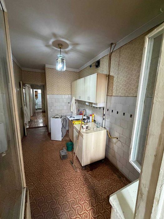 Продам 77 серию улица Улица Интизор 3/4/4