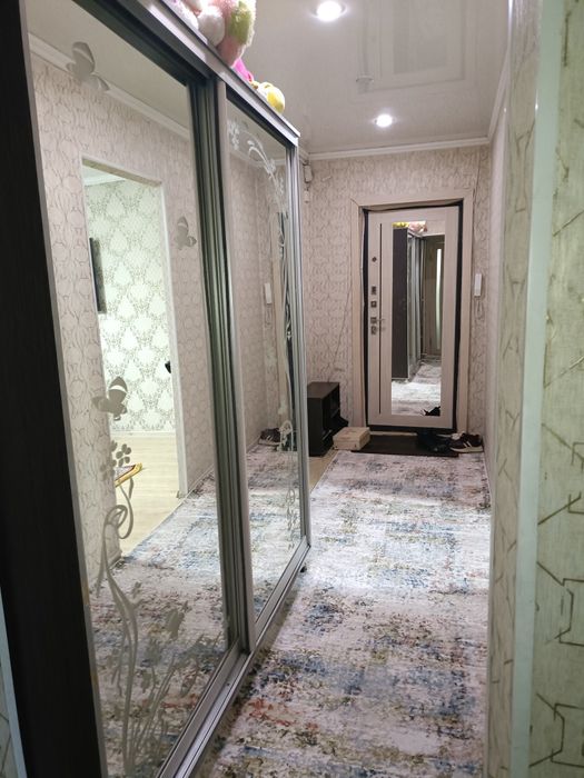 Продам 1 комнатную  квартиру