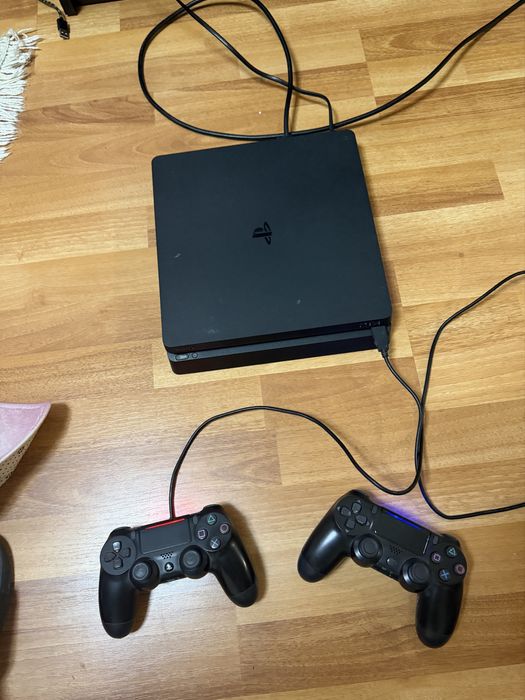 PS 4 Slim Sony 2 manete playstation
