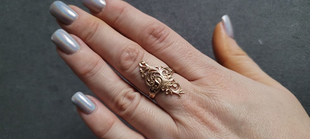 Золотое кольцо 585 пробы