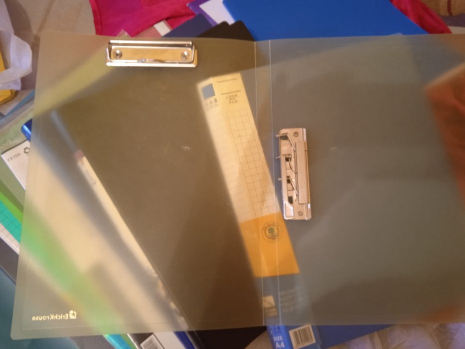 Продам файловые папки