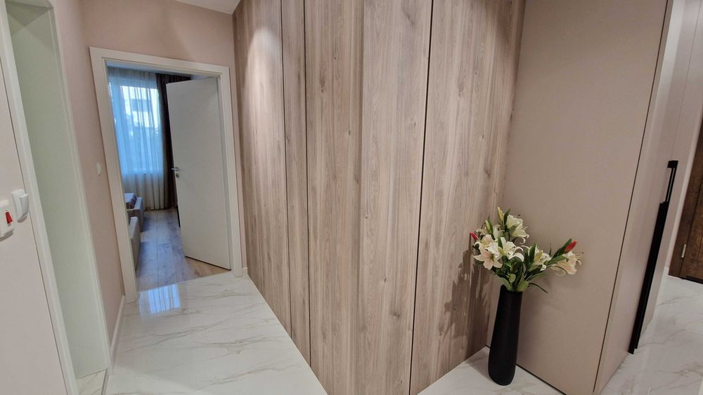 Дава се под наем Тристаен апартамент в София, 7-ми 11-ти километър - 93 кв.м за 1230 € - Снимка #10