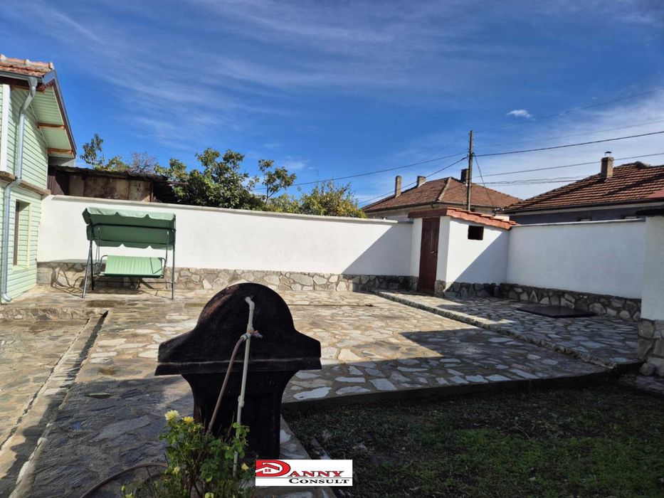 Продава се Къща в Велико Търново, Акация - 166 кв.м за 843 €/кв.м - Снимка #2