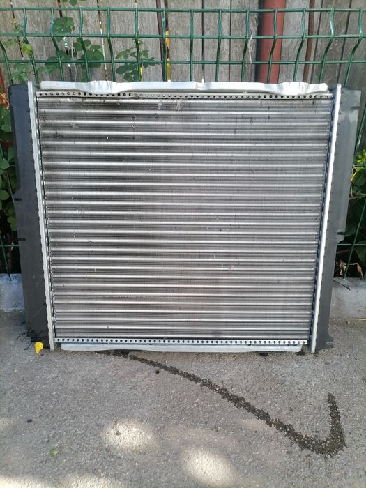Radiator Mercedes w124 300 D