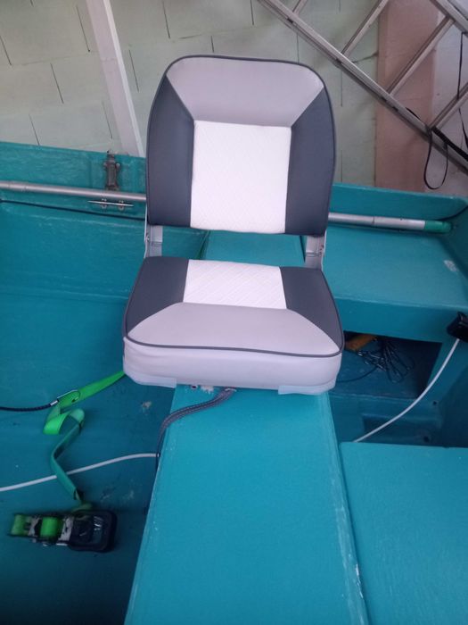 Столче за лодка с въртяща неръждаема основа и бърз монтаж