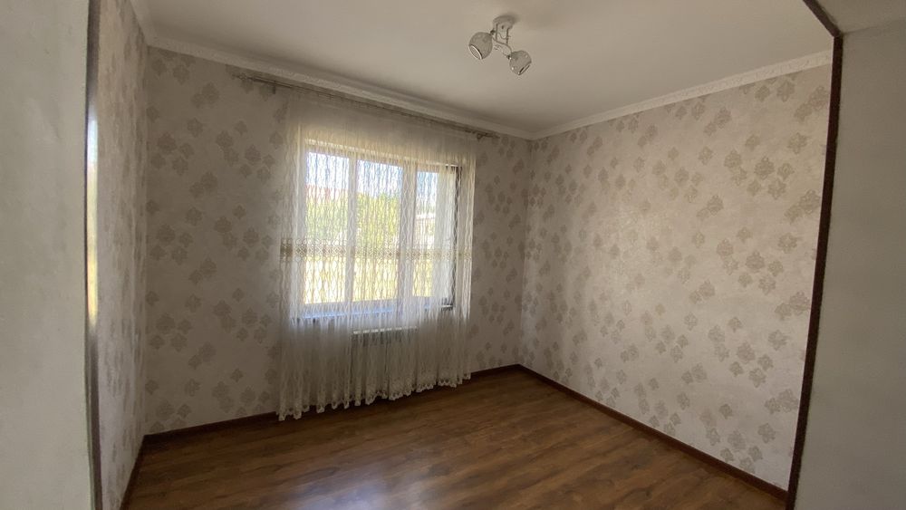 Күйген кірпіштен соғылған үй