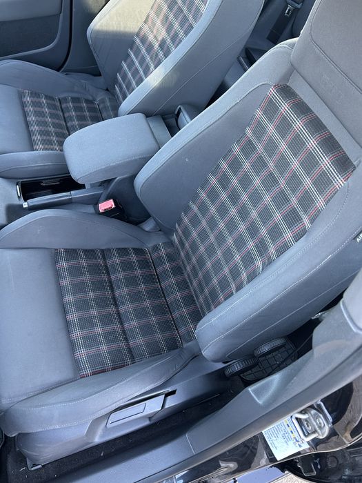 De vanzare Golf 5 GTI