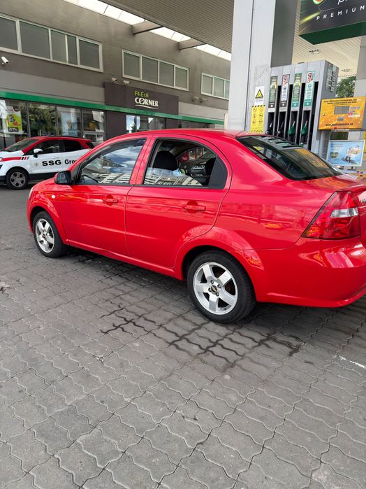 Mașina Chevrolet Aveo