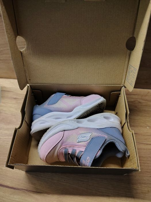 Светещи детски маратонки Sketchers S-lights