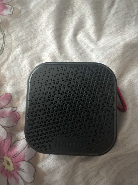 Boxa hama inca in garantie folosita o singura data pentru test