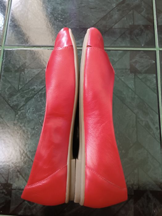 Червени дамски обувки Lasocki