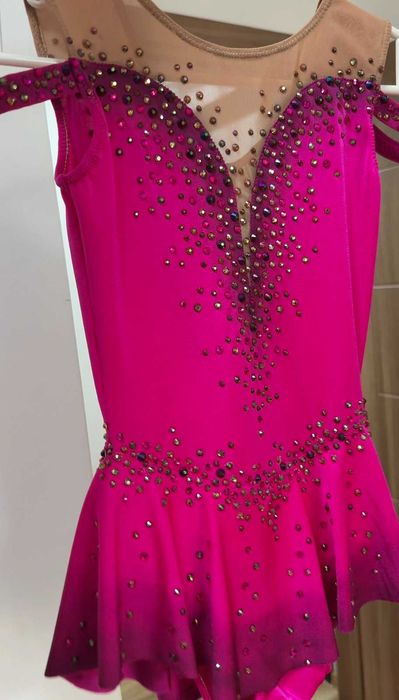 Трико ново за художествена гимнастика, танци за 8-10 години.