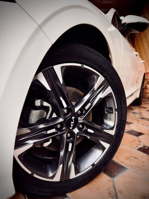 Kia K5 2022 Style | Панорама | 360° | HUD | GT-Line пакет | Гарантия