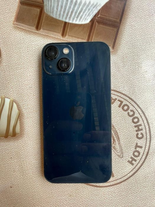Vând iphone 13 în stare perfecta