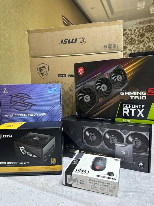 MSI I7 13700F RTX 3070 Trident 32GB 16x2