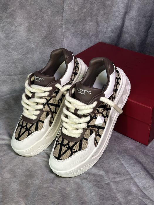 Обувки Valentino One Stud XL