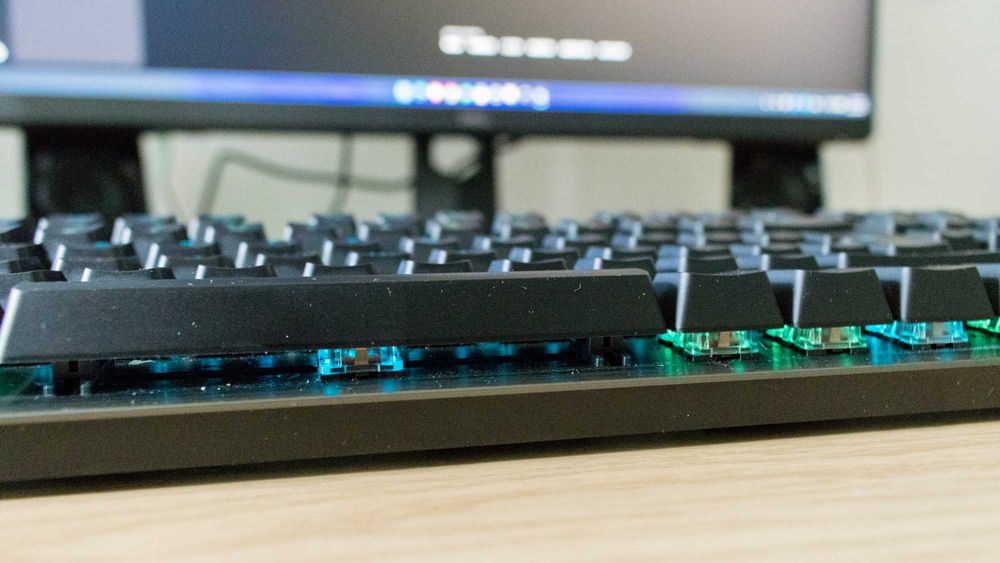 Tastatura mecanica gaming Logitech G512 RGB Lightsync, Negru Carbon
