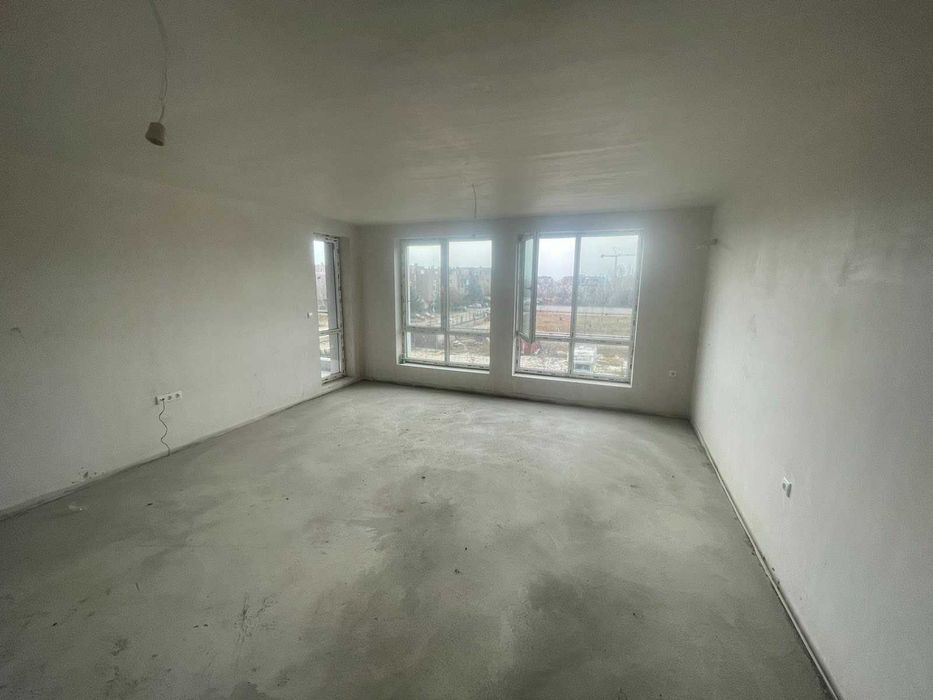 Дава се под наем Двустаен апартамент в Пловдив, Остромила - 91 кв.м за 55080 € - Снимка #10