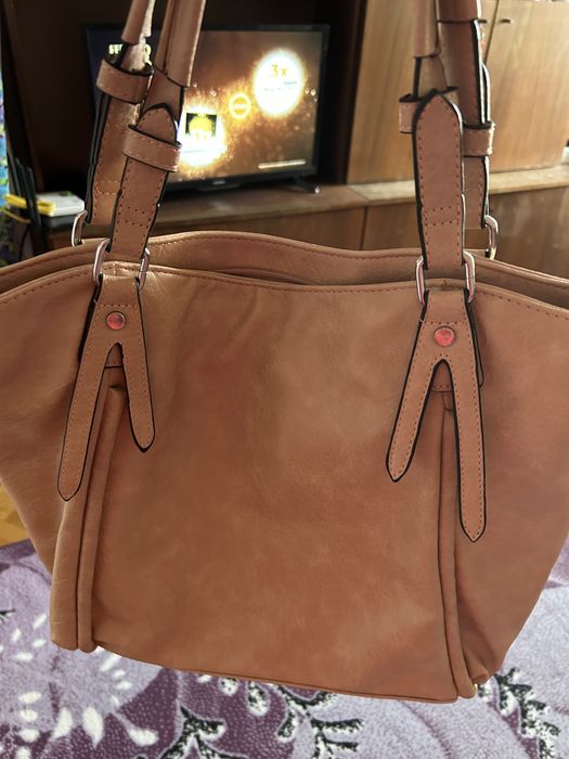 Чанти и раници нови!