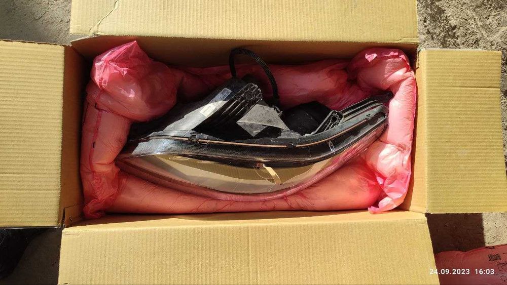 продам фару БМВ дизайн левая сторона