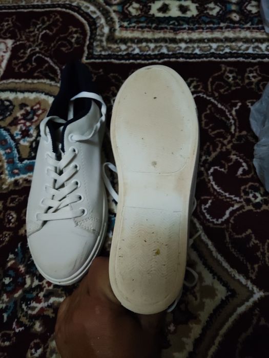 Продам детскую обувь.