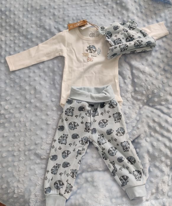 Set bebe 6-9 luni, C&A, noi cu eticheta, coletie 2022,