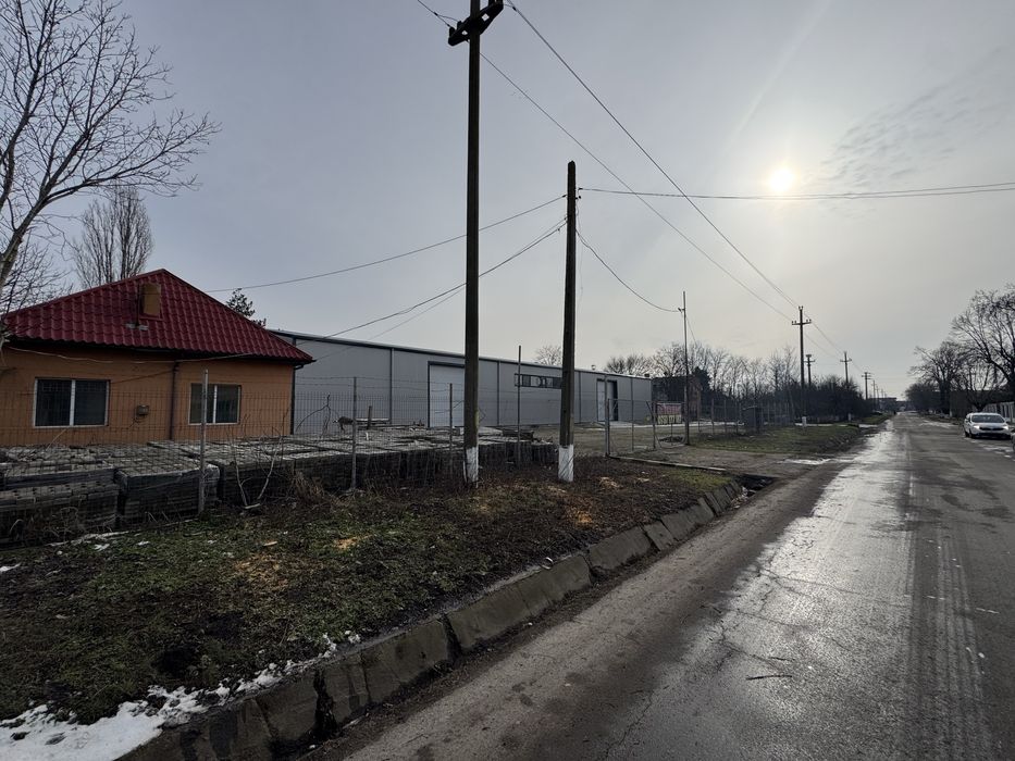 Inchiriez sau vand hala + birouri