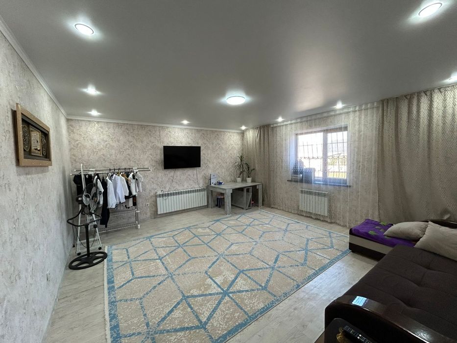 Продам новый дом в районе 35 домов