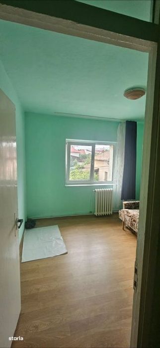 De vanzare Apartament spatios 4 camere, Dambul Rotund, Cluj-Napoca