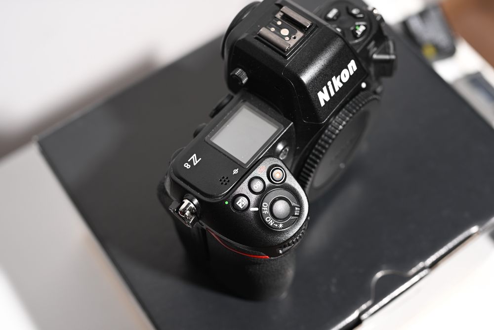 Камера/тяло Никон  /Nikon Z8