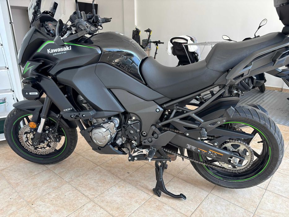 Мотоциклет Kawasaki Versys 1000