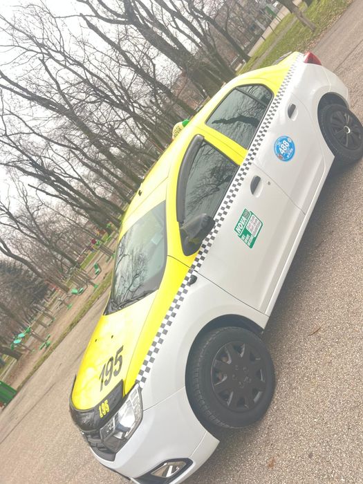 Vând firma taxi cu mașina Dacia logan ,motor 1.0 l , gaz omologat 2020