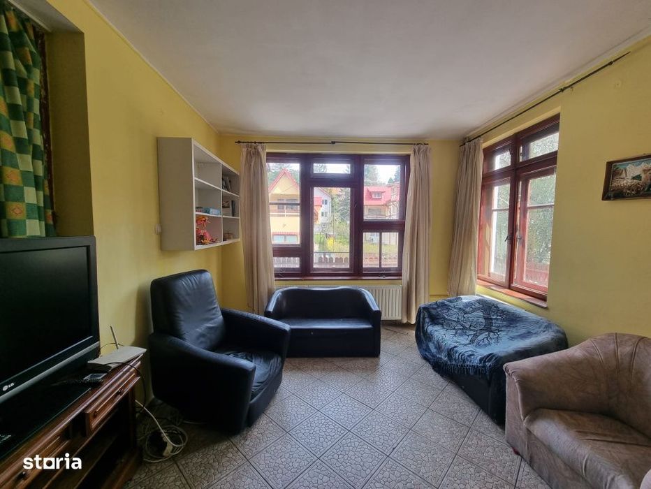 Vila spatioasa de vanzare in Busteni-Oportunitate de investitie