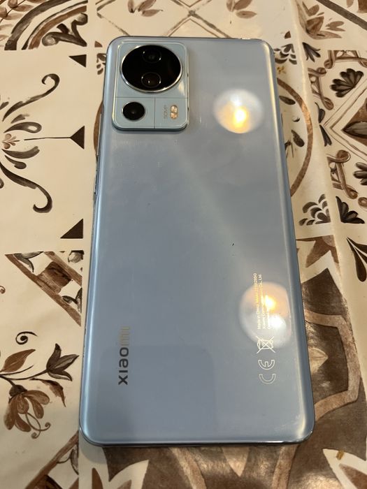 Продавам два телефона Xiaomi и redmi