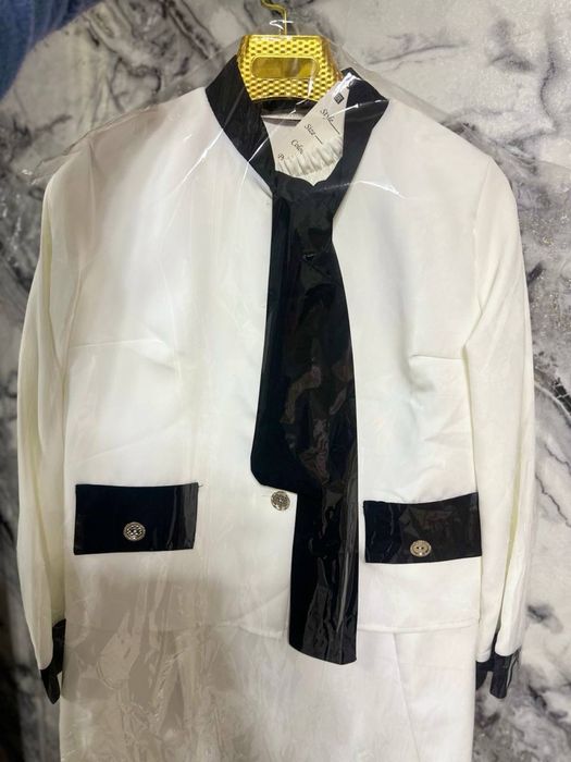 Dvoyka sotiladi yangi umuman kiyilmagan