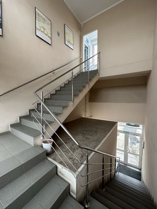 Inchiriem  spatii birouri  zona port