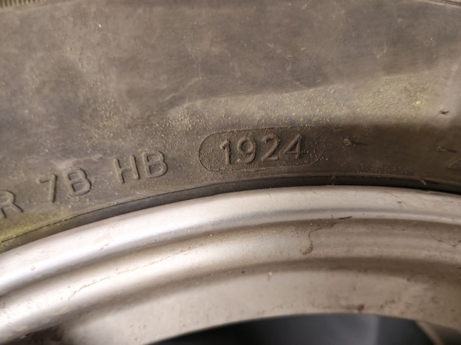 Продам шины Hankook  с дисками.