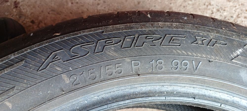 2 anvelope vara 215/55R18