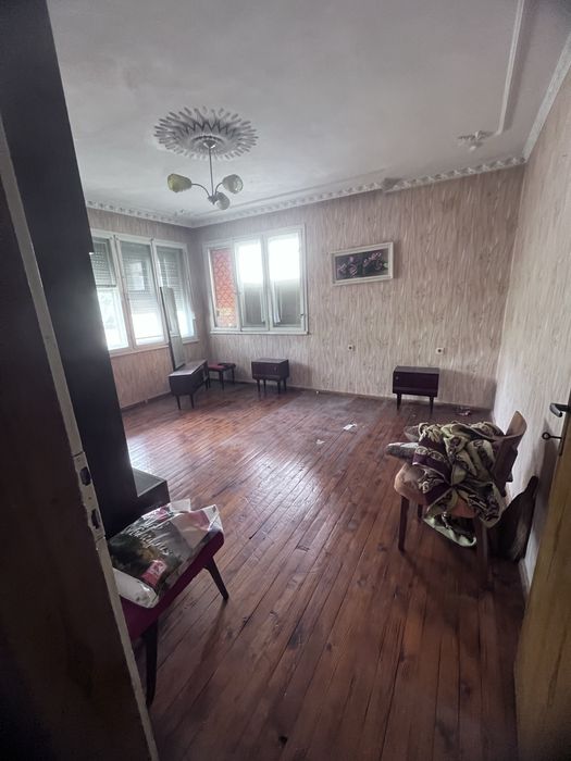 Тристаен тухлен апартамент гр. Горна Оряховица