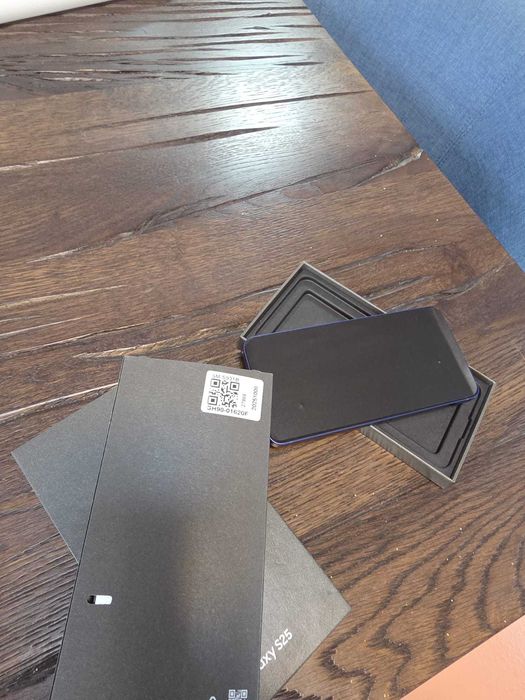 Samsung Galaxy S25- Telefon nou, cu garantie, 512 giga, albastru