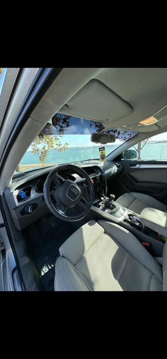 Vând Audi A4B8 2008