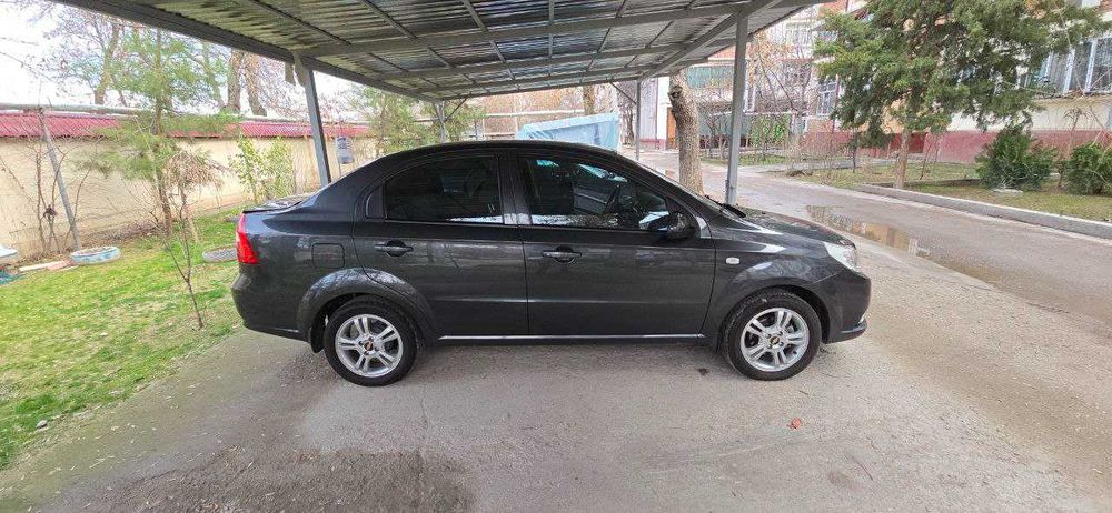 Продам авто NEXIA 3 автомат