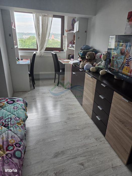 Aprtament 2 camere de vânzare .