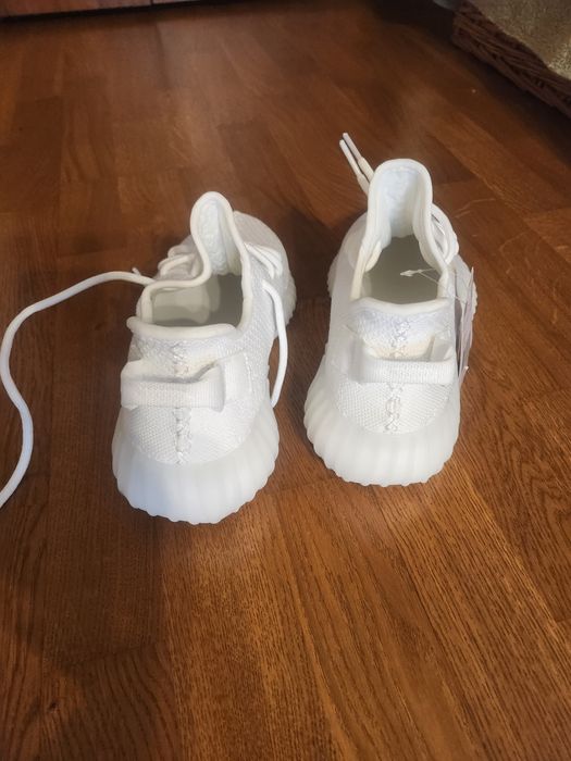 Adidași Adidas YEEZY