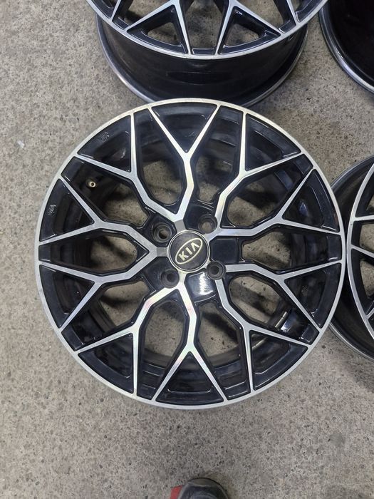 На Акцент Рио Пассат Опель R16