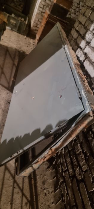 Дверь металлическая