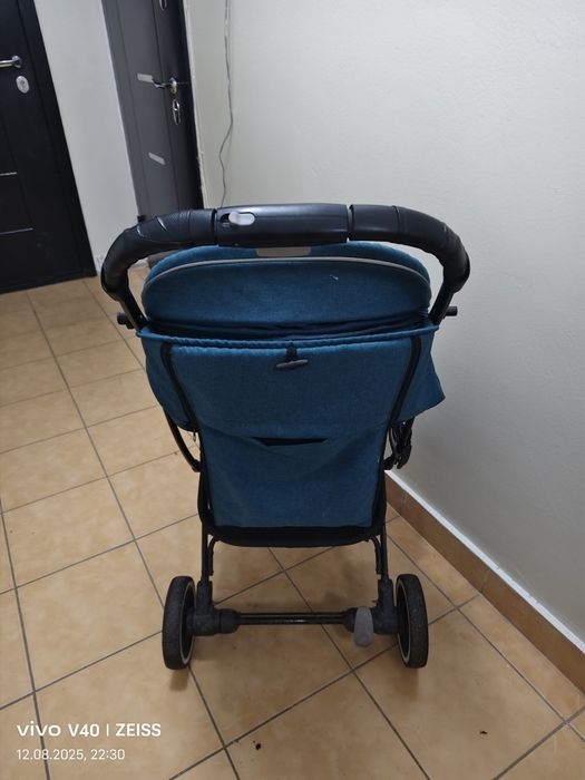 Продам коляску прогулочную