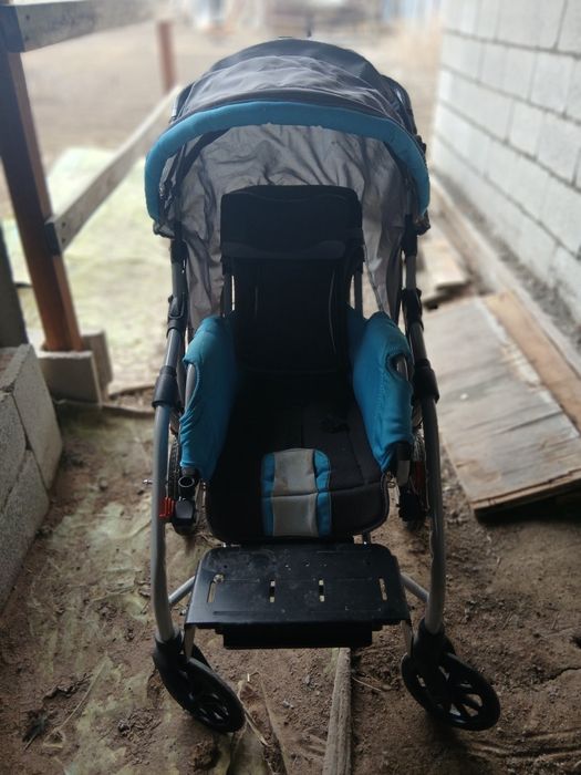 Продам инвалидную коляску для дцп  детей