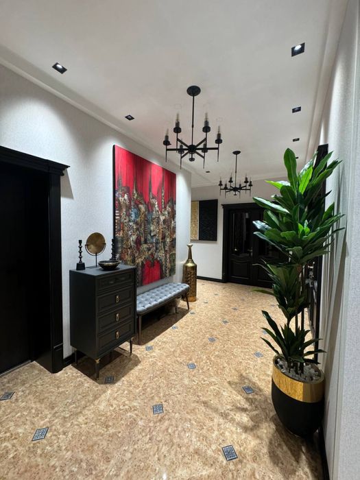 НОВОСТРОЙКА  на: Ц5 Юнусабадский район Ор.р: Лакосте