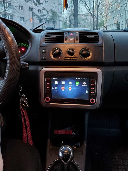 Navigatie Android Passat Golf 5  Waze YouTub